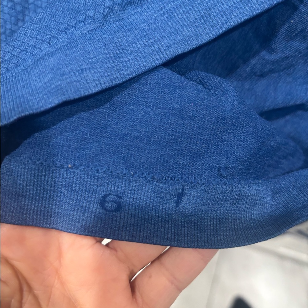 lululemon athletica Deep Blue Tank Top - Picture 4 of 4